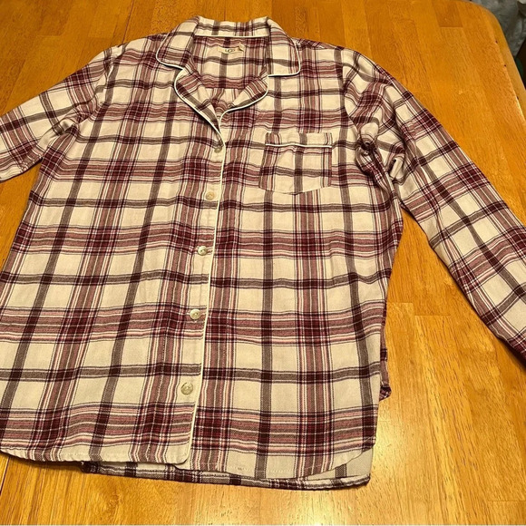 UGG woman’s pajama top. Size Large - Picture 1 of 4